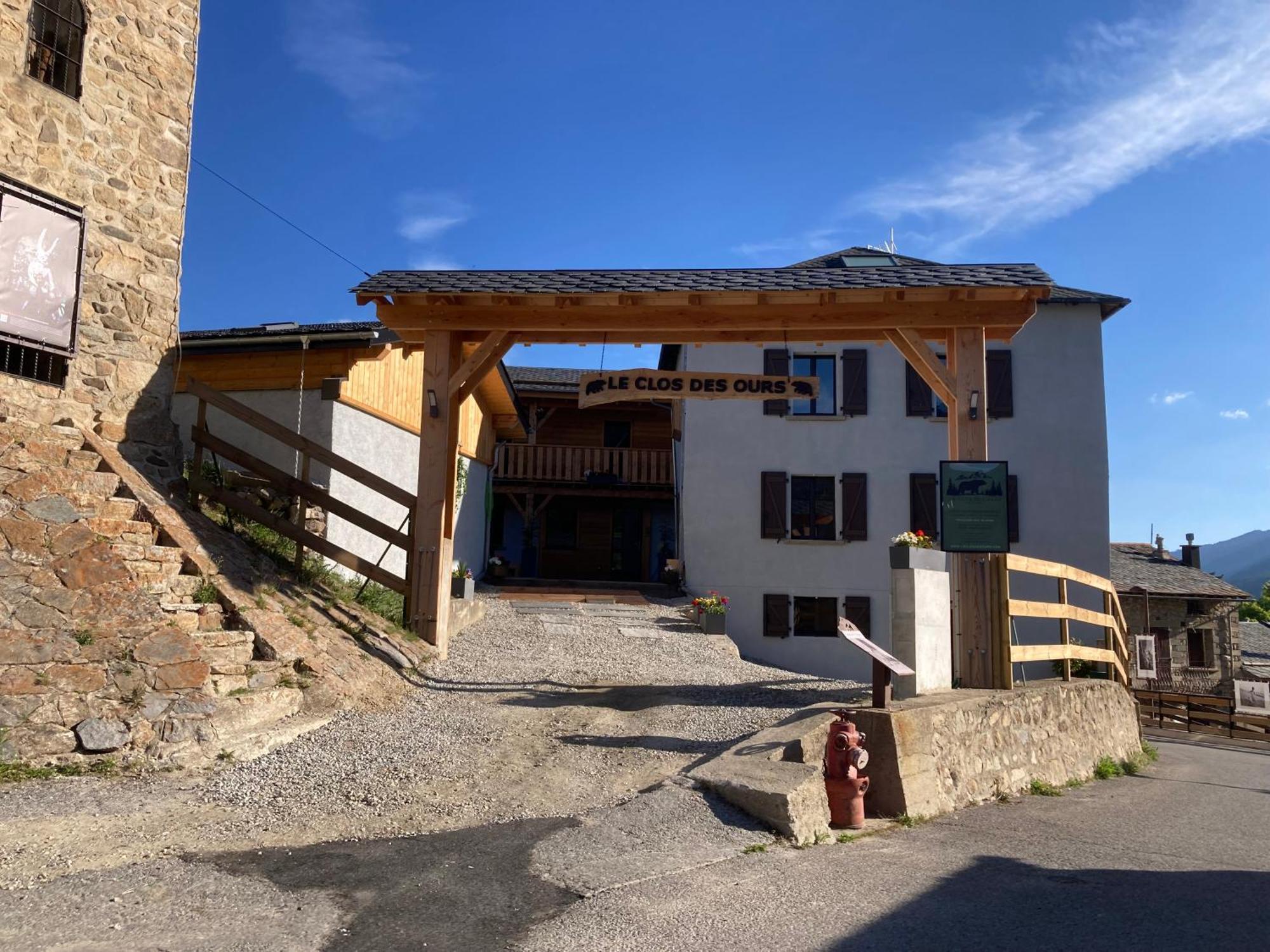 Maison Canelle Le Clos Des Ours Matemale Bagian luar foto