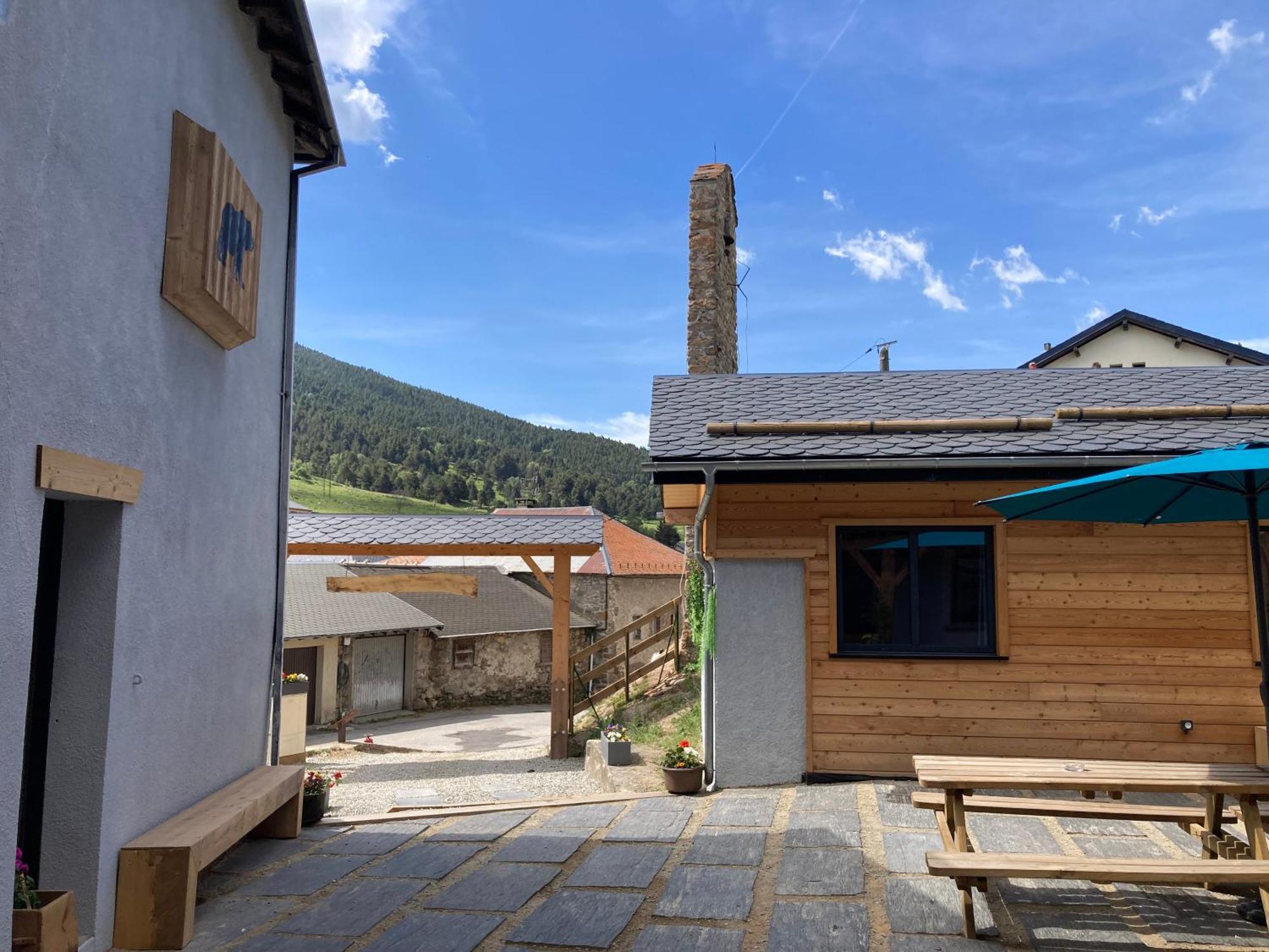 Maison Canelle Le Clos Des Ours Matemale Bagian luar foto